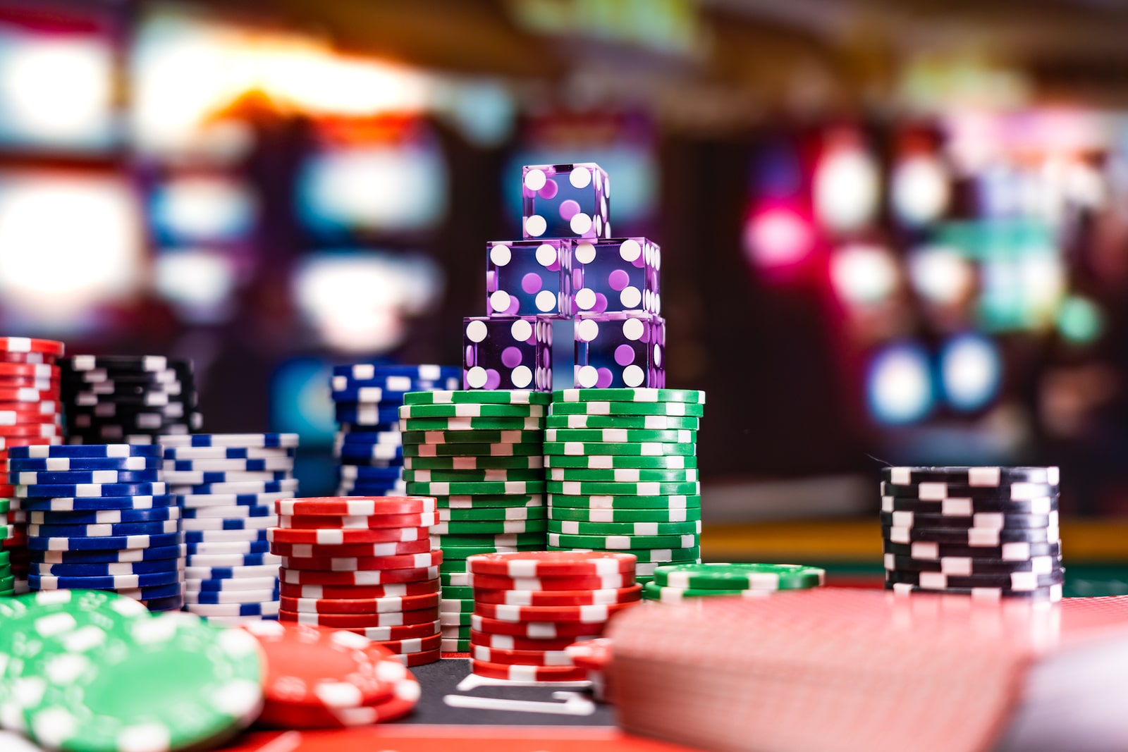 Advantages of playing at an online casinos – M Bet 368